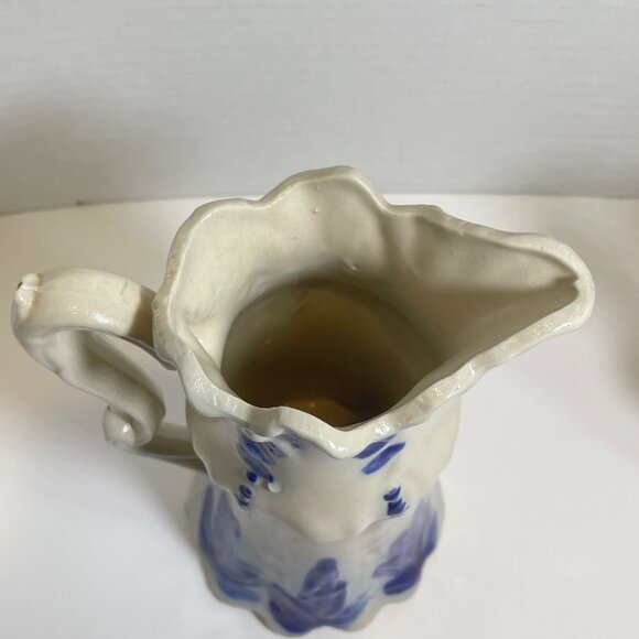 Vintage Blue & White Ceramic Pitchers With Scalloped Edges & Floral Design - Set - Picture 4 of 11